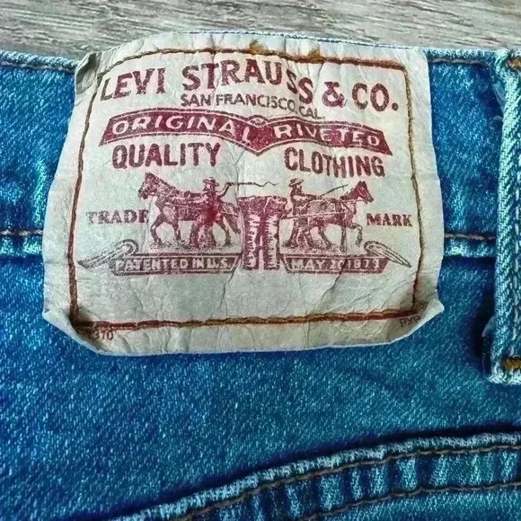 Levi Relaxed Classic 550 Bootcut 6M/28 Style#: 155523101 - Picture 4 of 14